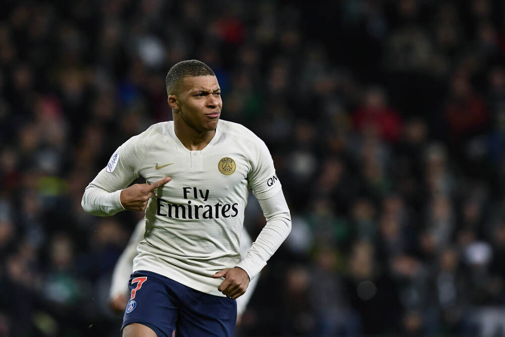 【好评中国】以“紧日子”托举“好日子”